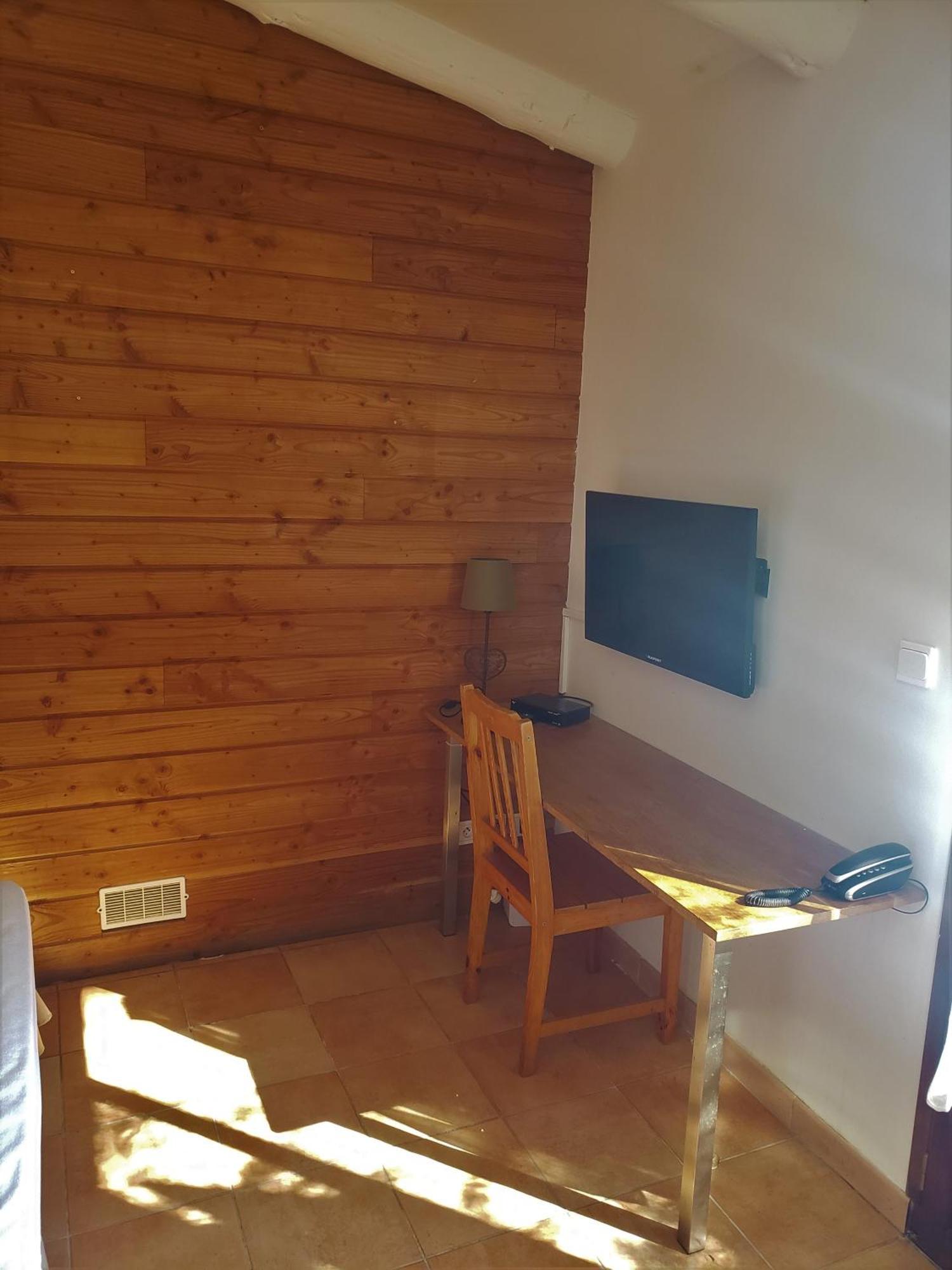 Auberge Les Myrtilles Le Bosc  Luaran gambar