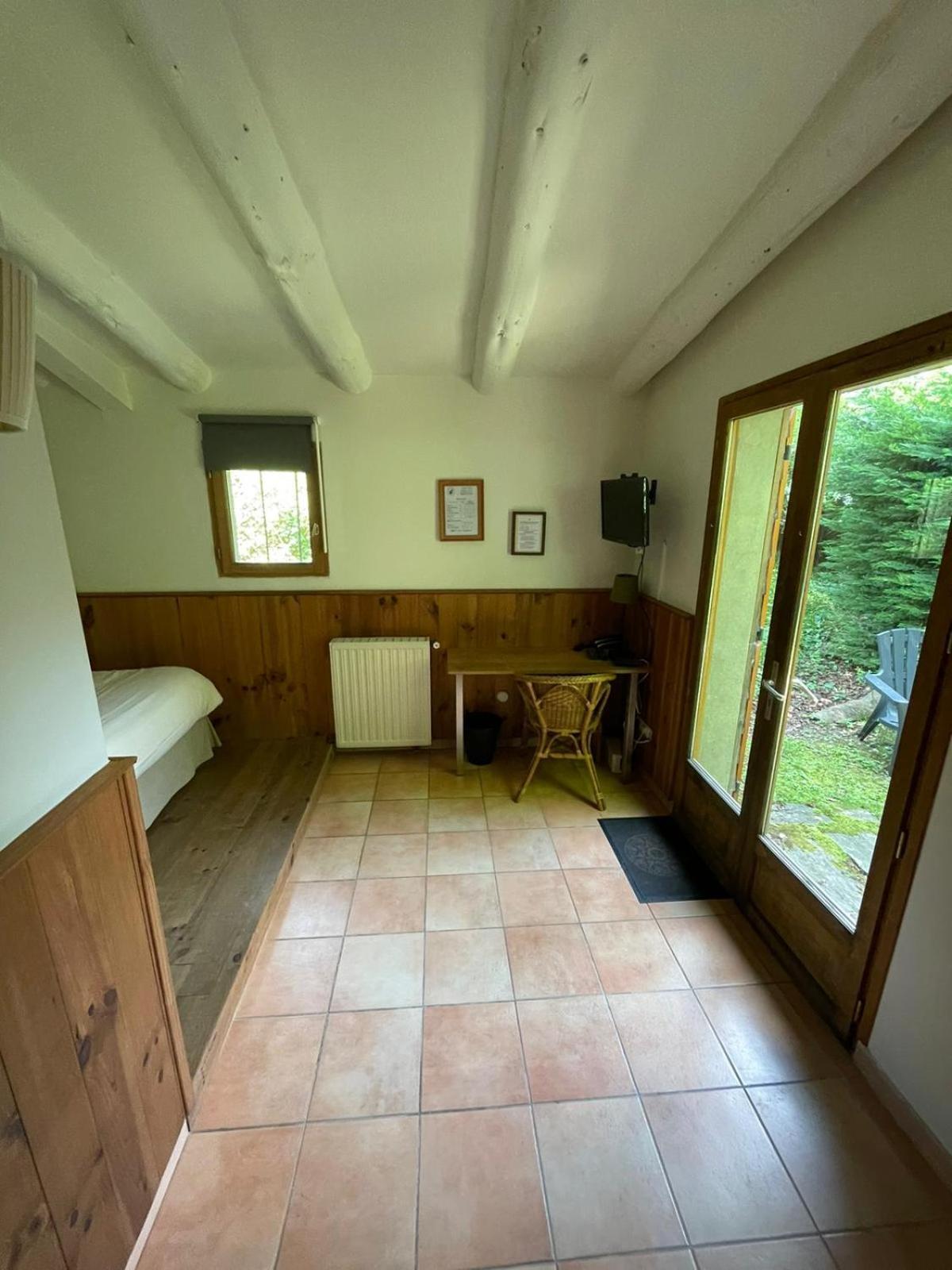 Auberge Les Myrtilles Le Bosc  Luaran gambar